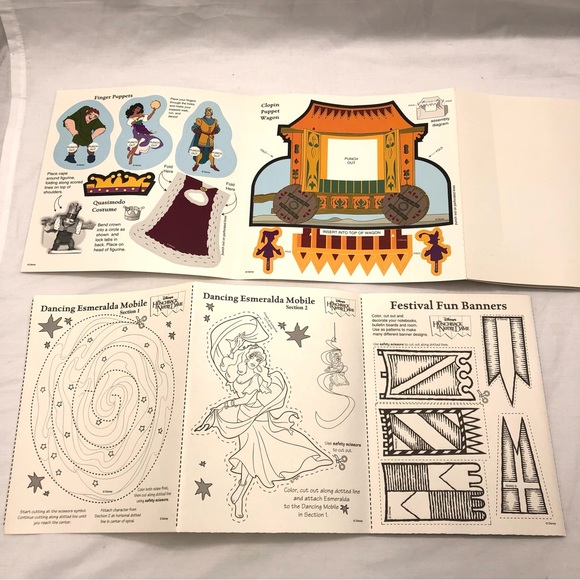 The Hunchback of Notre Dame Disney Festival Fun Kit 1996 Toy Playset - Picture 7 of 11